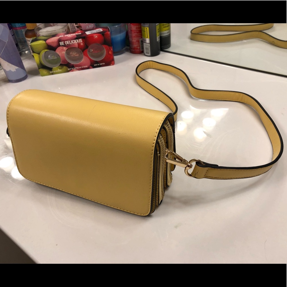 Yellow crossbody bag